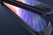 Motorola ra mắt smartphone màn hình gập Razr thế hệ thứ hai