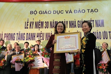 20/11, ngày hội tôn vinh những “chiến sĩ thầm lặng”