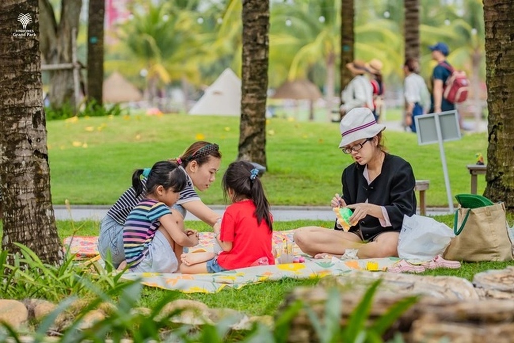Chuỗi sự kiện sôi động ở Vinhomes Grand Park cuối năm - 3 Chuỗi sự kiện sôi động ở Vinhomes Grand Park cuối năm - 3