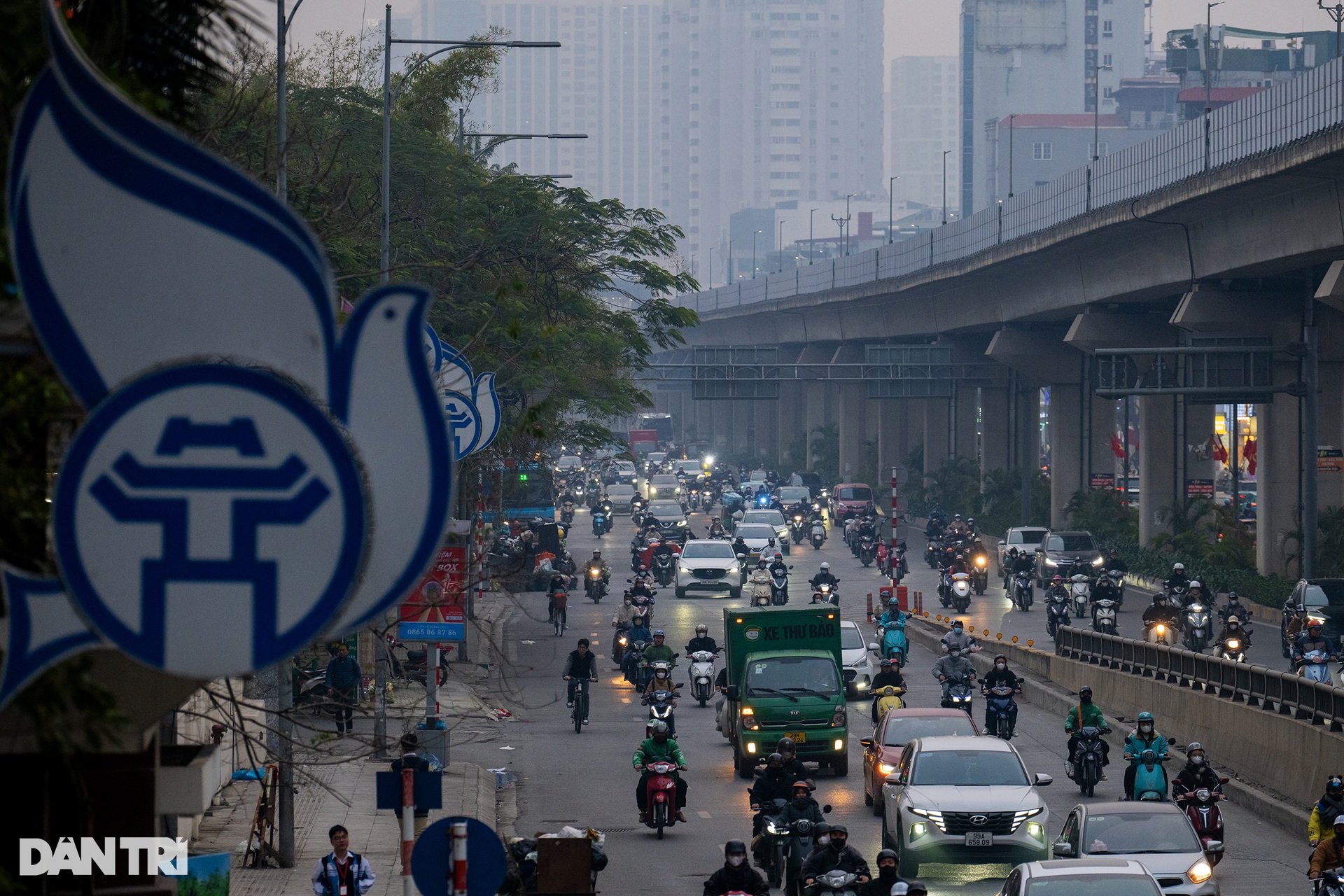 Hình ảnh so sánh trước và sau Tết: Giao thông dễ thở, ùn tắc giảm dần - 8