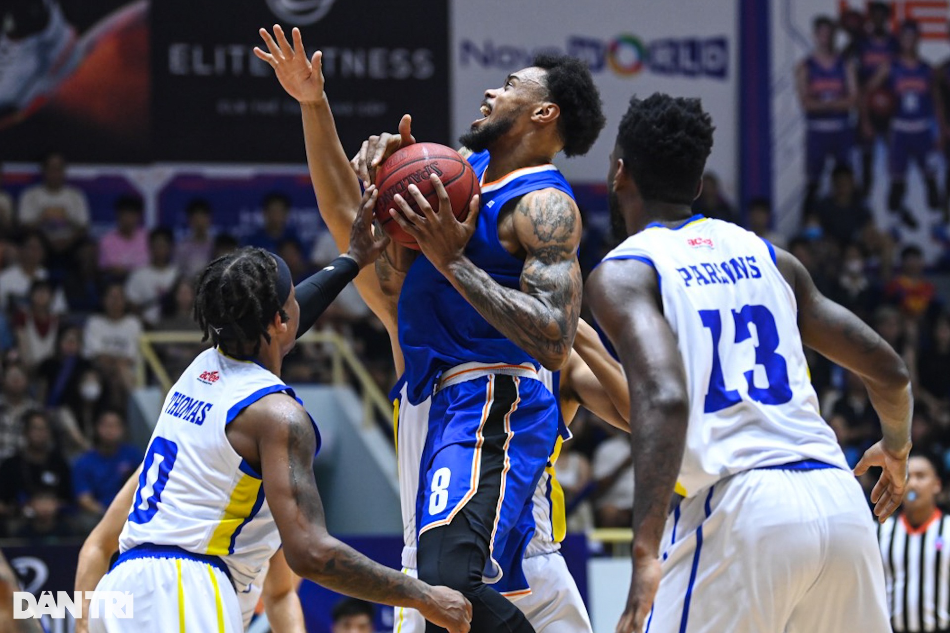 Ngôi sao tuyển bóng rổ Việt Nam thi đấu nhạt nhòa ngày khai mạc VBA 2022 - 8 Ngôi sao tuyển bóng rổ Việt Nam thi đấu nhạt nhòa ngày khai mạc VBA 2022 - 8