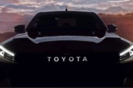 Toyota Hilux thế hệ mới lộ diện một phần trước khi ra mắt chính thức