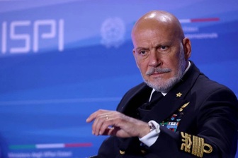 Đô đốc NATO: Liên minh cần cứng rắn hơn với Nga