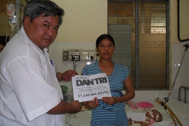 Hơn 57 triệu đồng đến với bé gái 3 tháng tuổi bị ngộ độc thuốc trừ sâu