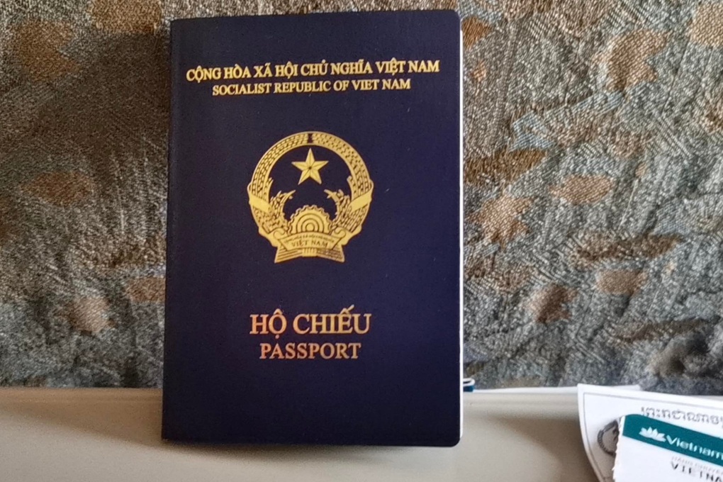 Sau Đức, du khách Việt gặp khó xin cấp visa hộ chiếu mới vào Hungary? - 1 Sau Đức, du khách Việt gặp khó xin cấp visa hộ chiếu mới vào Hungary? - 1