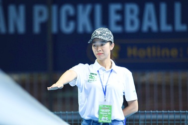 Tổ trọng tài được tập huấn kỹ càng trước giải pickleball của báo Dân trí