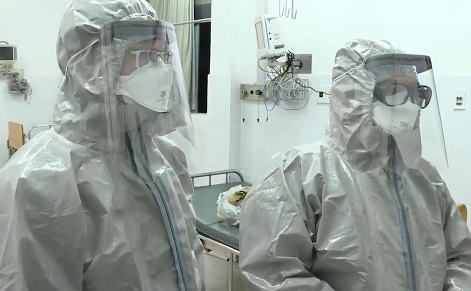 Bệnh nhi Trung Quốc nghi nhiễm virus corona có bệnh nền nghiêm trọng - 2 Bệnh nhi Trung Quốc nghi nhiễm virus corona có bệnh nền nghiêm trọng - 2
