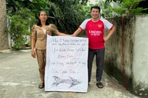 Biển xin đường tổ chức đám cưới có một không hai của cặp đôi công nhân