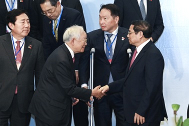 Thủ tướng gặp gỡ chủ tịch Samsung, SK, Hyundai, LG