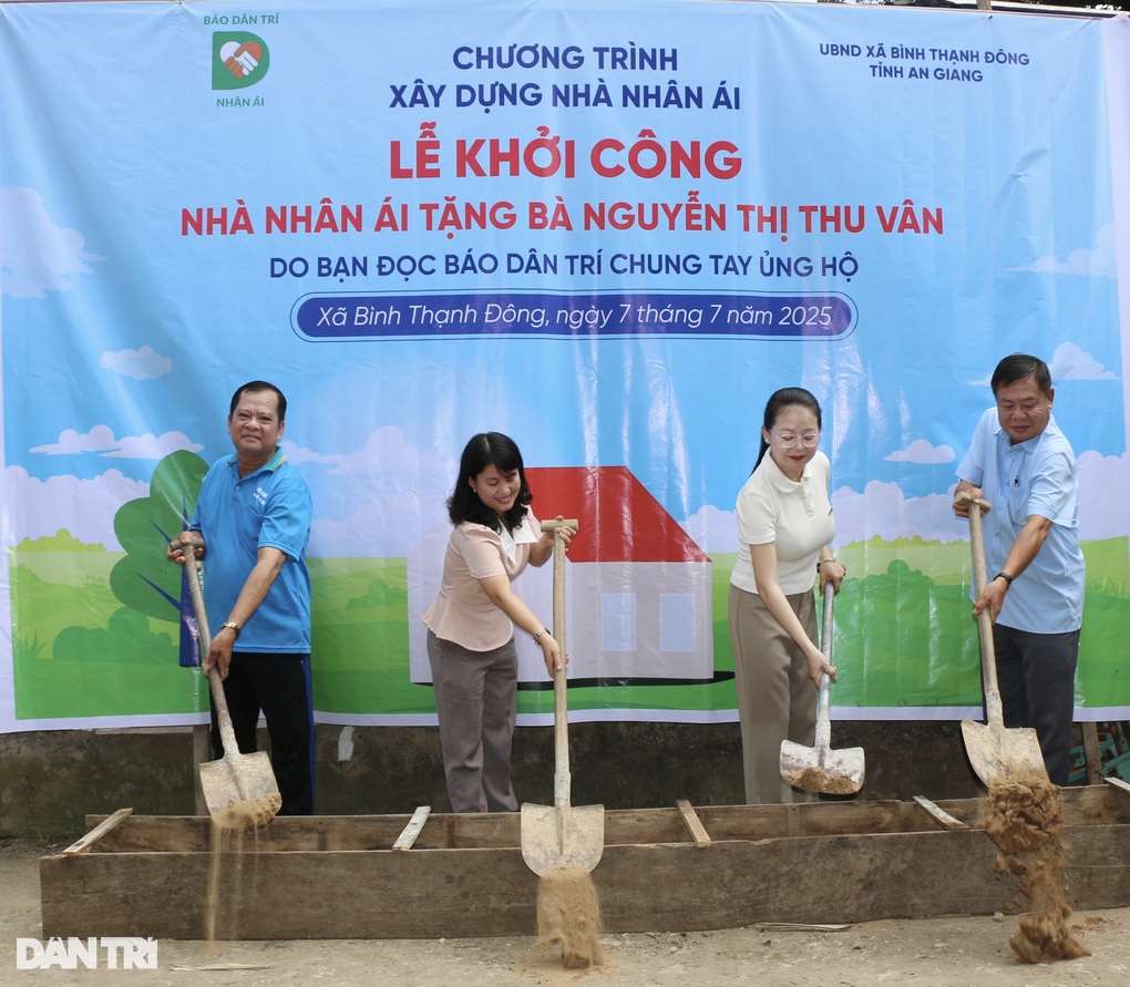 Khởi công và khánh thành 4 căn nhà nhân ái ở ĐBSCL - 1 Khởi công và khánh thành 4 căn nhà nhân ái ở ĐBSCL - 1