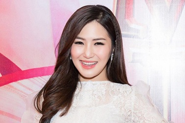 Hương Tràm lần đầu chia sẻ việc chọn sự nghiệp, buông bỏ tình yêu năm 17 tuổi