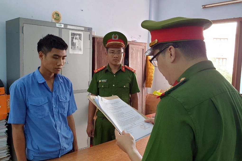 Nhận tiền tỷ bỏ qua lỗi cho nhiều xe đăng kiểm ở Phú Yên - 2 Nhận tiền tỷ bỏ qua lỗi cho nhiều xe đăng kiểm ở Phú Yên - 2