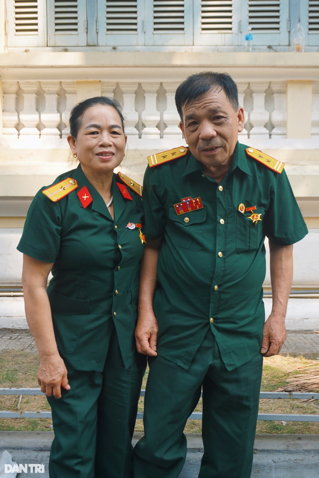 Cựu chiến binh mắt ướt nhòe xem diễu binh: Hòa bình thật đẹp! - 5