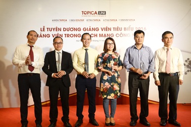 Lễ tuyên dương giảng viên tiêu biểu - giảng viên trong cách mạng Công nghệ số