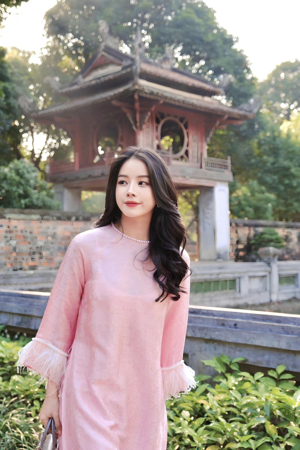 Búp bê DJ Mie: Tôi chưa bao giờ bị người thân hối chuyện lấy chồng - 5 Búp bê DJ Mie: Tôi chưa bao giờ bị người thân hối chuyện lấy chồng - 5