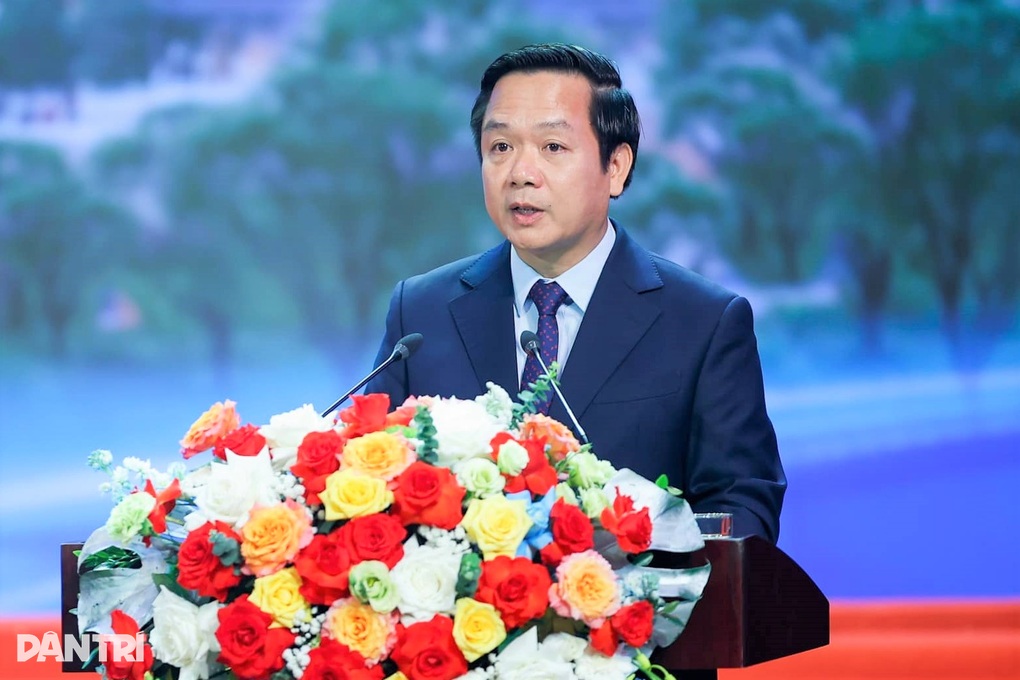 Phân công nhiệm vụ chủ tịch, các phó chủ tịch UBND tỉnh Ninh Bình - 1 Phân công nhiệm vụ chủ tịch, các phó chủ tịch UBND tỉnh Ninh Bình - 1