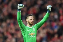MU “cắn răng” chi lương khủng để “trói” De Gea