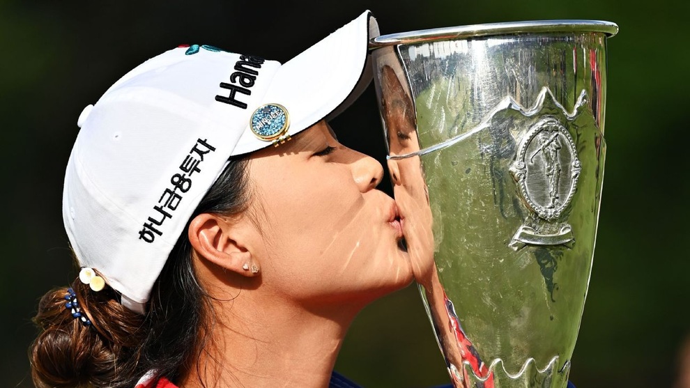Nhan sắc trẻ trung, năng động của golf thủ xinh đẹp ở Olympic Tokyo - 2 Nhan sắc trẻ trung, năng động của golf thủ xinh đẹp ở Olympic Tokyo - 2