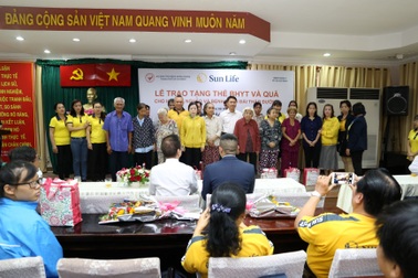 Sun Life Việt Nam đóng góp 1 tỷ đồng vào công tác phòng chống dịch Covid- 19