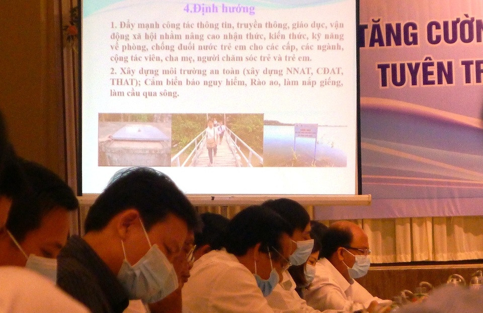 Nhói lòng trước con số 2.000 trẻ em tử vong do đuối nước mỗi năm - 3 Nhói lòng trước con số 2.000 trẻ em tử vong do đuối nước mỗi năm - 3