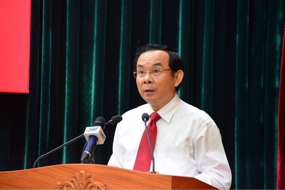 Bí thư TPHCM: Diễn biến bất ngờ đến từ sự chủ quan lơ là của một số cá nhân - 1 Bí thư TPHCM: Diễn biến bất ngờ đến từ sự chủ quan lơ là của một số cá nhân - 1