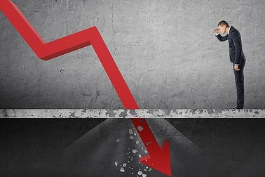 VN-Index nguy cơ bục đáy, chưa vội bắt dao rơi