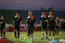 Đột nhập buổi tập đội tuyển Lào trước trận gặp Việt Nam