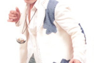 Ca sĩ Tô Minh Thắng: Ra album nhờ “bà xã”