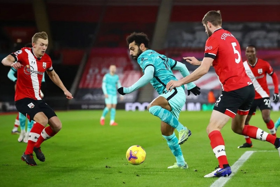 Cuộc đua vô địch Premier League: Khi Liverpool run rẩy trước Man Utd - 3 Cuộc đua vô địch Premier League: Khi Liverpool run rẩy trước Man Utd - 3