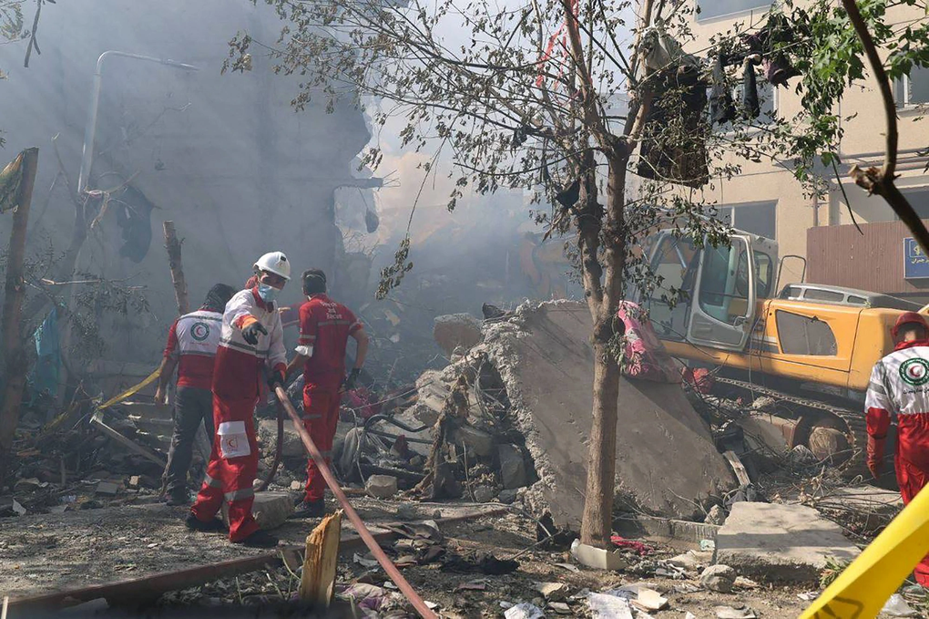 Israel tuyên bố phá hủy “trụ sở an ninh nội địa” của Iran - 1 Israel tuyên bố phá hủy “trụ sở an ninh nội địa” của Iran - 1