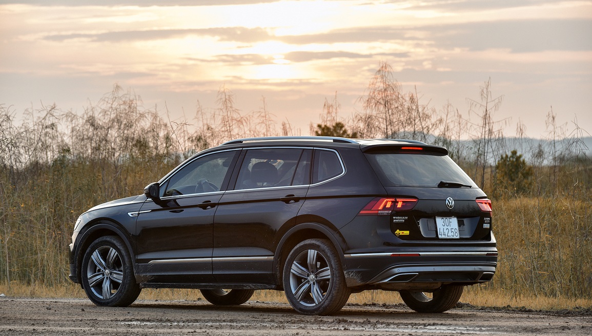 Người Việt mê chất Đức, ngại đụng hàng: Khó bỏ qua Volkswagen Tiguan Allspace - 2 Người Việt mê chất Đức, ngại đụng hàng: Khó bỏ qua Volkswagen Tiguan Allspace - 2