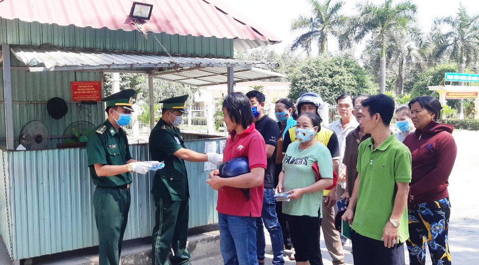 Long An đóng cửa tất cả các cửa khẩu - 1 Long An đóng cửa tất cả các cửa khẩu - 1