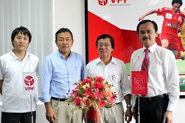 Chuyên gia Tanaka Koji chính thức làm trưởng giải V-League
