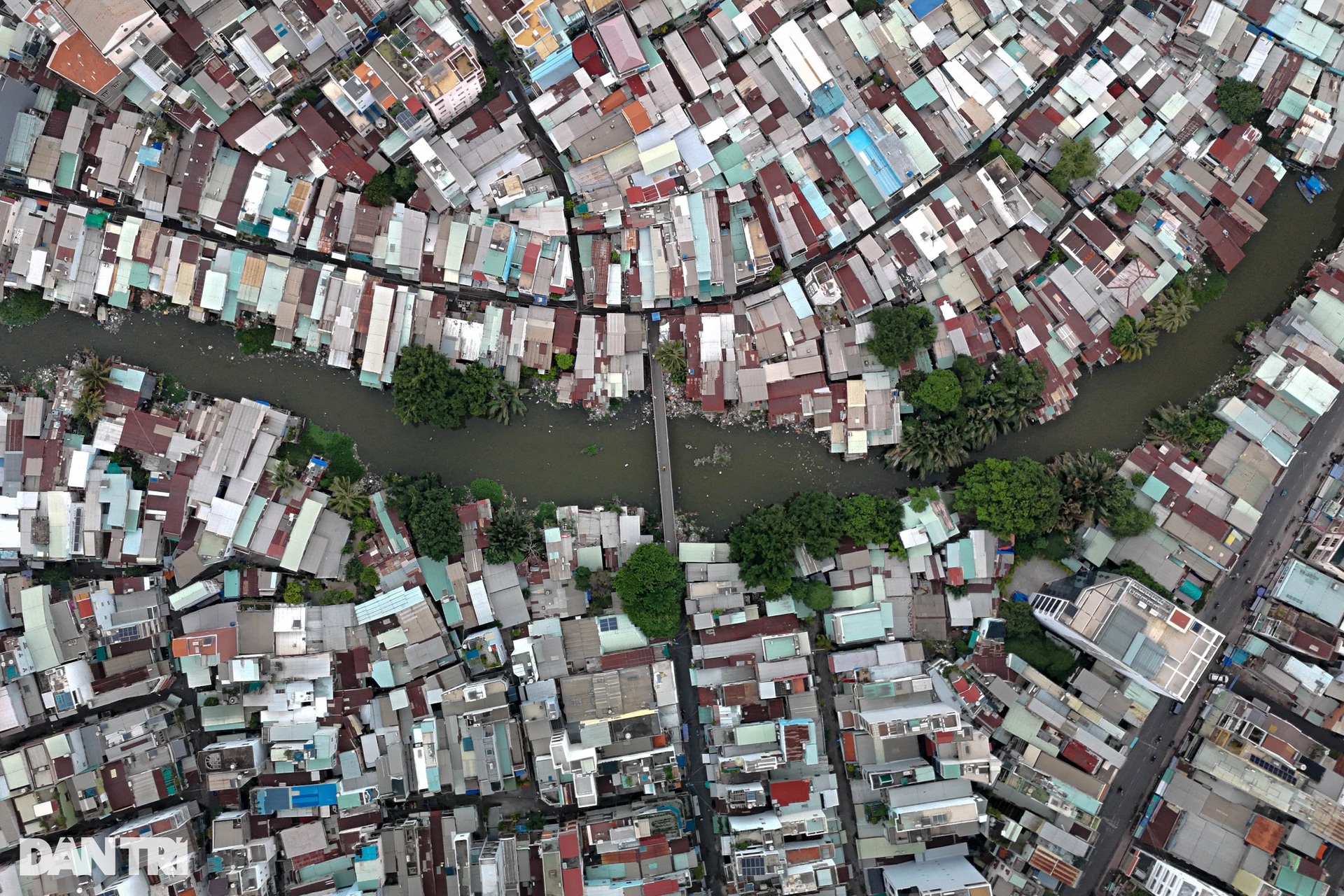 Hiện trạng 9km rạch Xuyên Tâm chảy qua nội ô TPHCM được cải tạo - 7 Hiện trạng 9km rạch Xuyên Tâm chảy qua nội ô TPHCM được cải tạo - 7