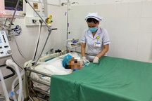 Cứu sống cụ ông 90 tuổi nhồi máu cơ tim, ngưng tim 30 phút