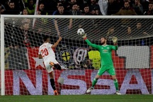 Tốc độ phản xạ của De Gea nhanh bằng loài mèo