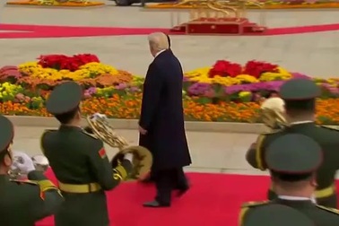 Trung Quốc bắn đại bác đón Tổng thống Trump trong chuyến thăm tháng 11/2017