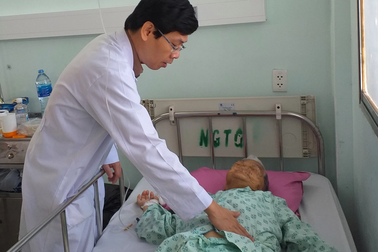 Cảnh giác với biểu hiện đau bụng ở người cao tuổi