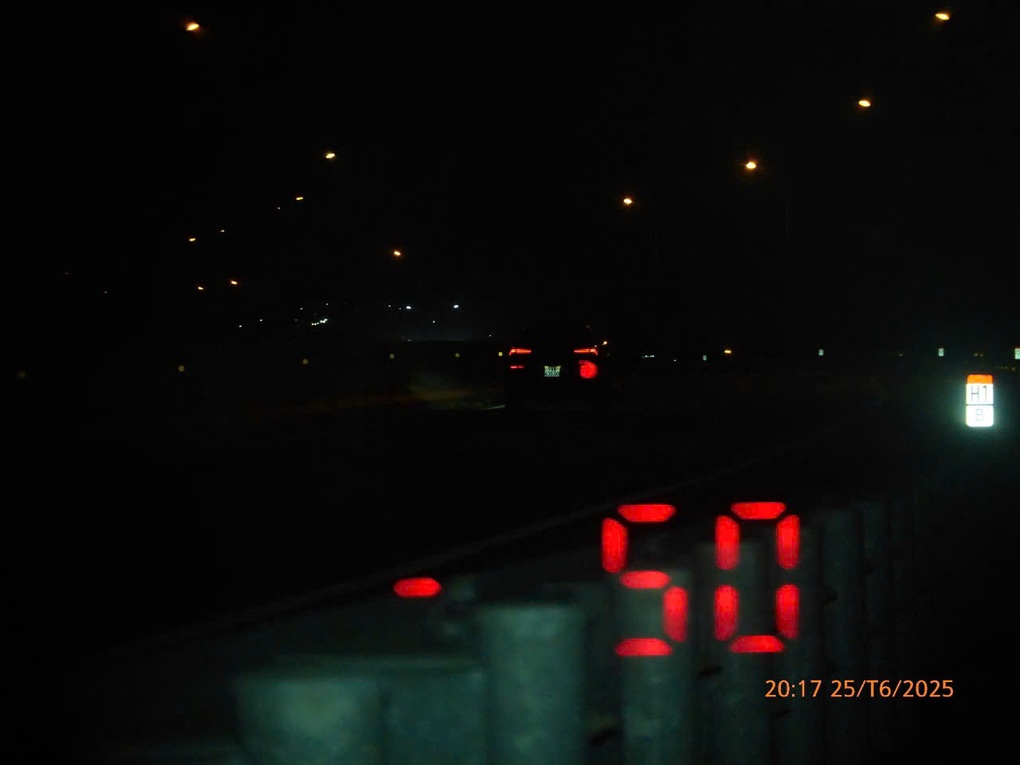 Tai nạn giao thông trên các tuyến cao tốc giảm mạnh trong 6 tháng đầu năm - 2 Tai nạn giao thông trên các tuyến cao tốc giảm mạnh trong 6 tháng đầu năm - 2