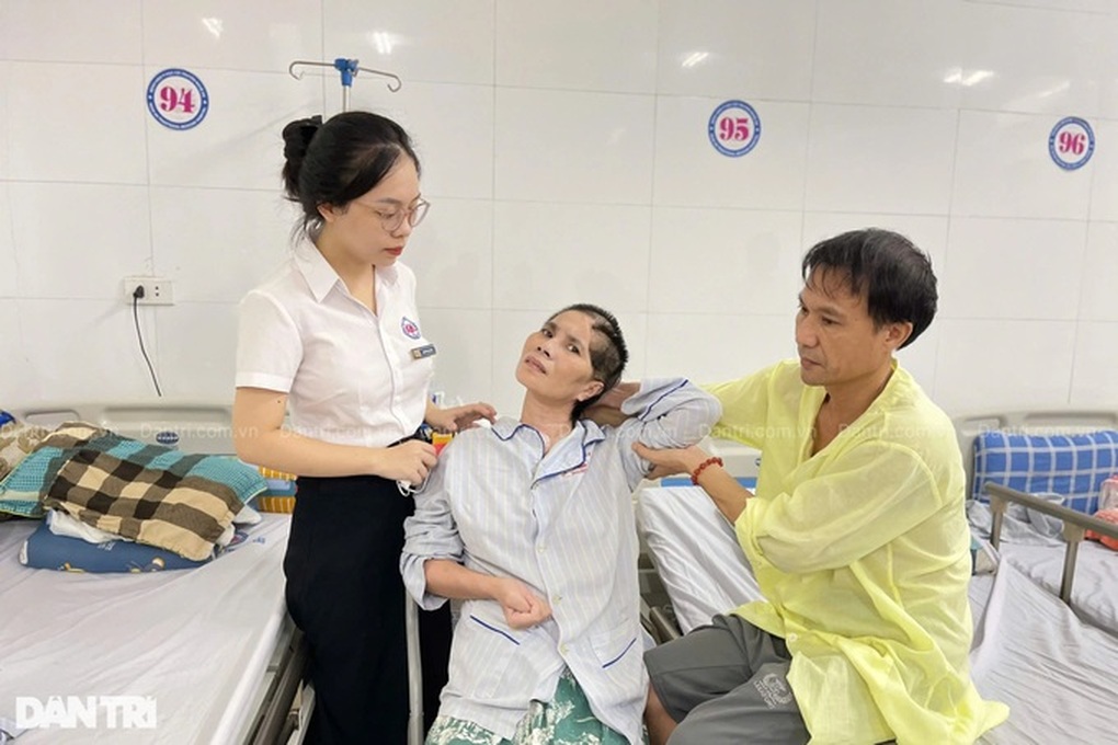 Người đàn ông sức cùng lực kiệt cầu mong vợ sống để các con có mẹ - 3 Người đàn ông sức cùng lực kiệt cầu mong vợ sống để các con có mẹ - 3