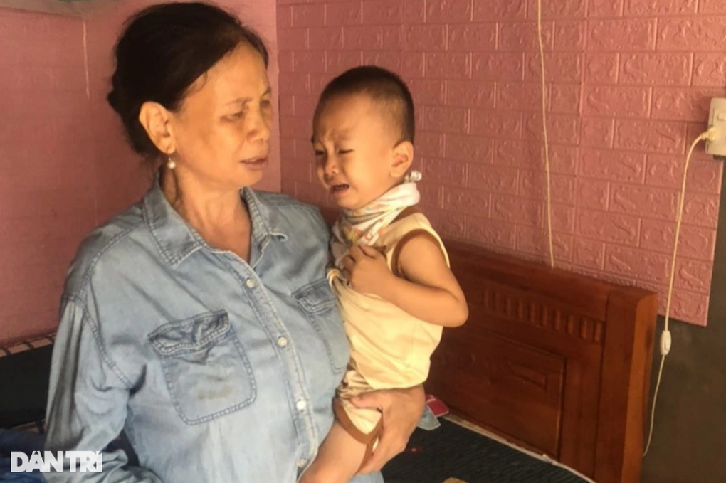 Vợ ngàn cân treo sợi tóc do mắc viêm cơ tim, chồng than Vợ ngàn cân treo sợi tóc do mắc viêm cơ tim, chồng than