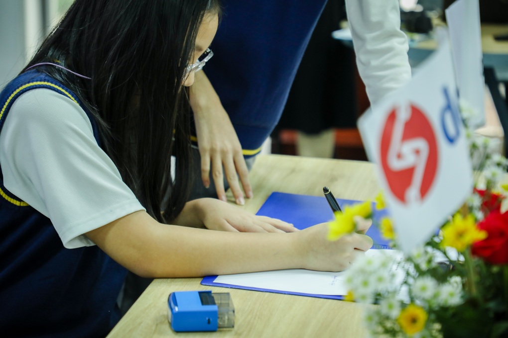 Hà Nội: Học sinh phổ thông đưa môn khoa học vào khởi nghiệp - 3