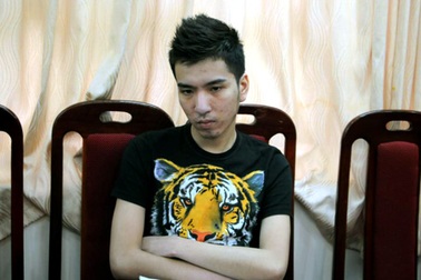 Lộ diện “tú ông” điều hành đường dây người mẫu bán dâm