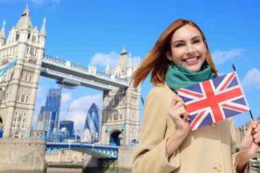 Anh gia hạn visa tới 1 năm sau khi tốt nghiệp và cơ hội cho du học sinh Việt