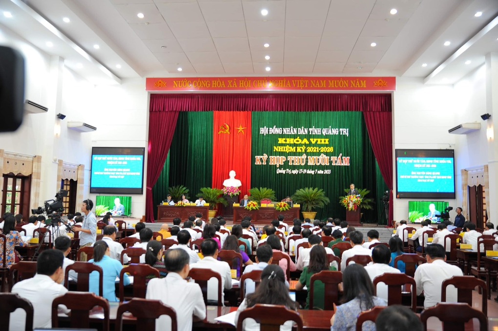 Chủ tịch Quốc hội dự kỳ họp HĐND tỉnh Quảng Trị - 1 Chủ tịch Quốc hội dự kỳ họp HĐND tỉnh Quảng Trị - 1