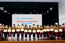 Sinh viên ĐH Kinh tế quốc dân đạt tối thiểu IELTS 6.0 mới được tốt nghiệp