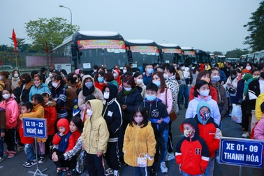 5.000 công nhân ở Hà Nội được hỗ trợ vé xe về quê đón Tết