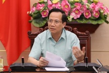 Bộ trưởng Đào Ngọc Dung: “Đẩy nhanh hỗ trợ người dân gặp khó vì Covid-19”
