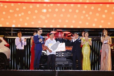 Niềm vui nhân ba của Kim Oanh Real