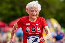 Bà cụ 105 tuổi "bất mãn" với kỷ lục thế giới chạy 100 mét vừa xác lập